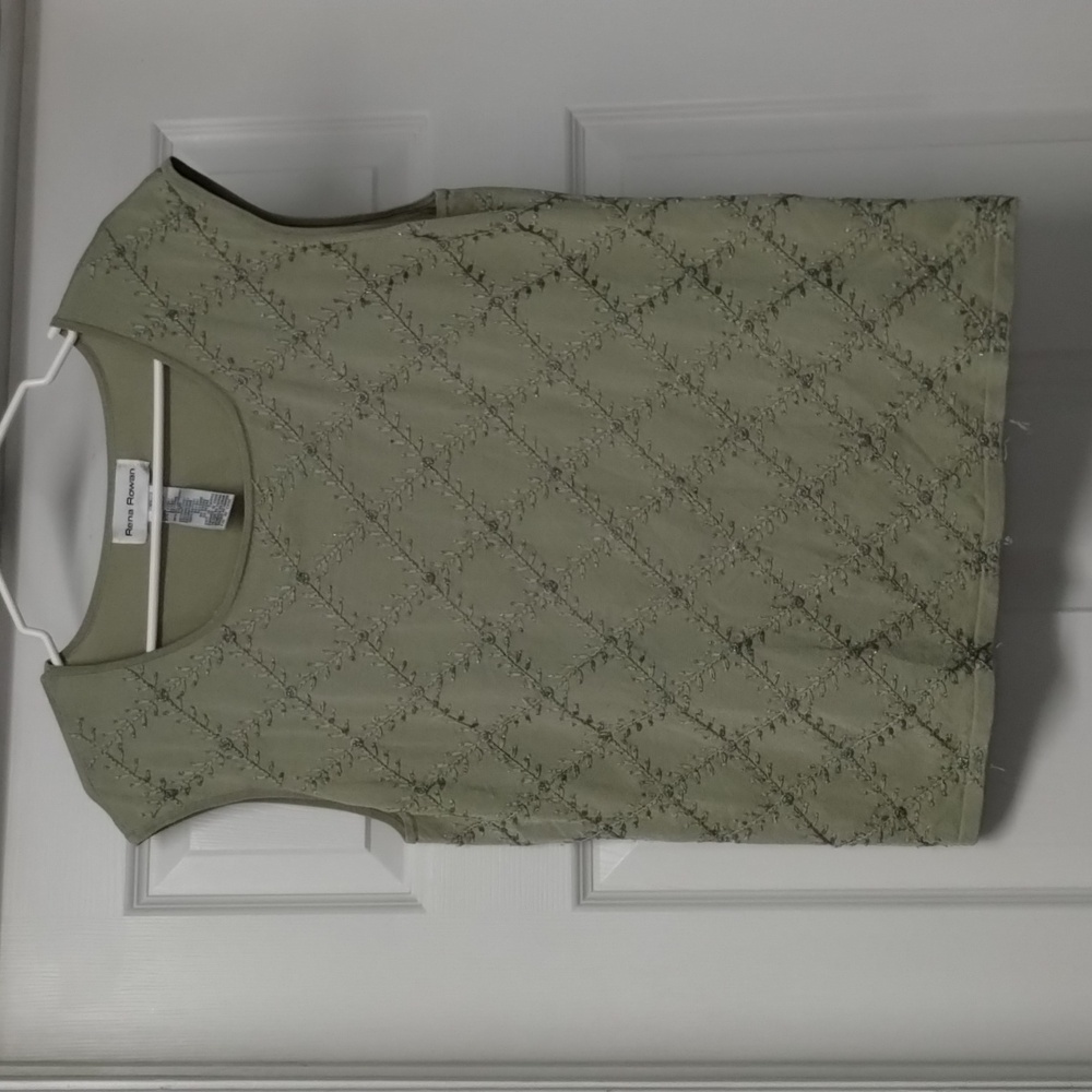 Rena Rowan women size XL tank top sweater shirt sleeveless top green